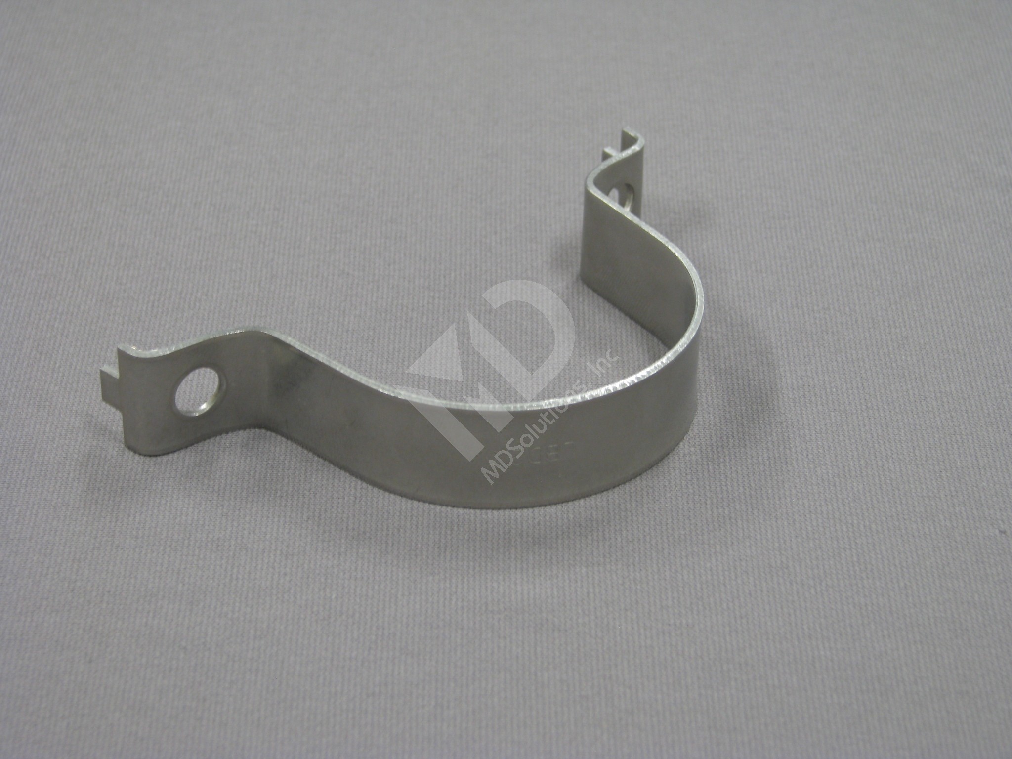  D Clamp for Round Post